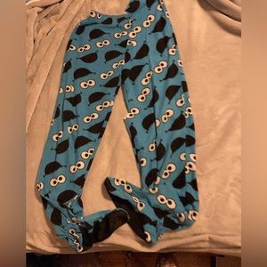 COPY - Sesame Street Cookie Monster footie pajamas, size medium